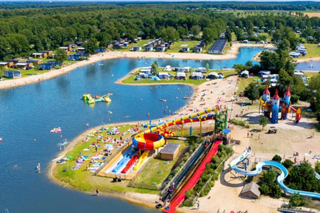 Vechtdalchalet De Berk, 5 Sterrenpark Capfun Stoetenslagh Rheezerveen Zewnętrze zdjęcie